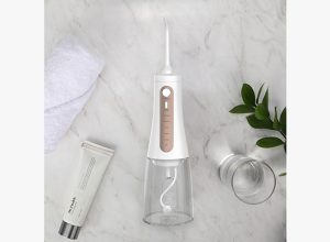 Sådan renser du dine tænder derhjemme